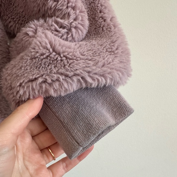 Free People women’s Turn Up Lavender Haze faux fur jacket - Picture 3 of 8
